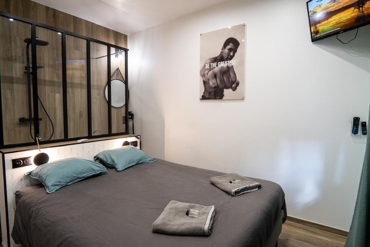 Capsule Fitness - sauna - balneo - machine de sport privatif - PS5 - 2 chambres Valenciennes Exterior foto
