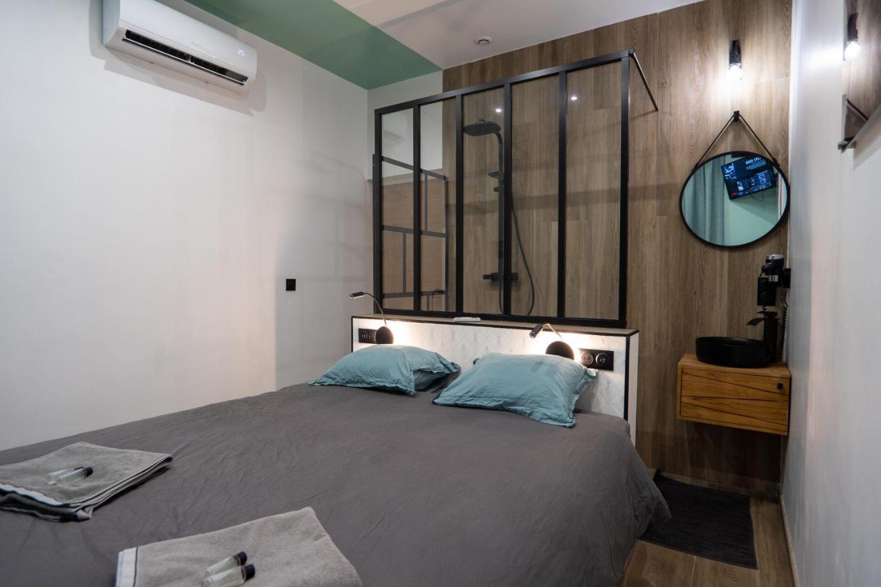 Capsule Fitness - sauna - balneo - machine de sport privatif - PS5 - 2 chambres Valenciennes Exterior foto