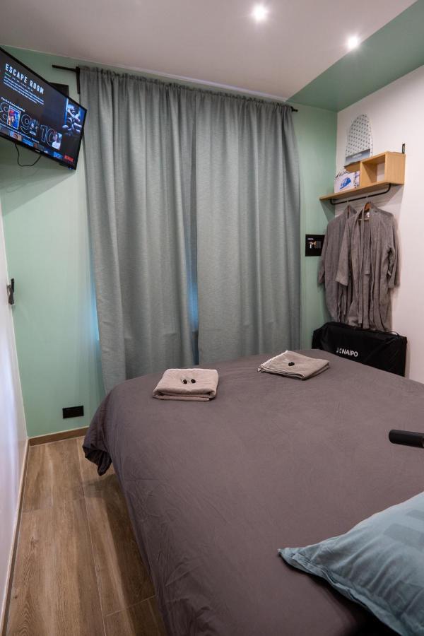 Capsule Fitness - sauna - balneo - machine de sport privatif - PS5 - 2 chambres Valenciennes Exterior foto
